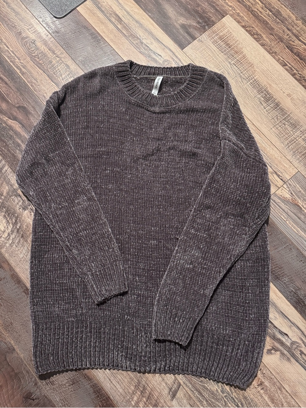 Zenana Outfitters Women's Crewneck Sweater - Charcoal